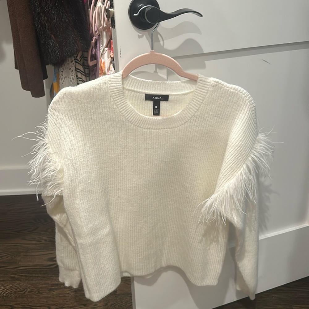 Aqua feather sweater white never worn
